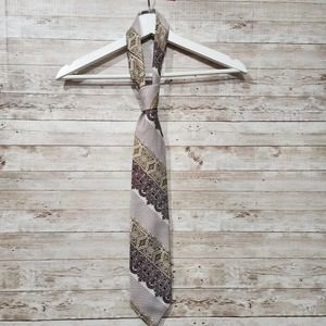 Wemlon by Wembley Necktie Tie Paisley Gold Burgandy "Blue black or gray suit"